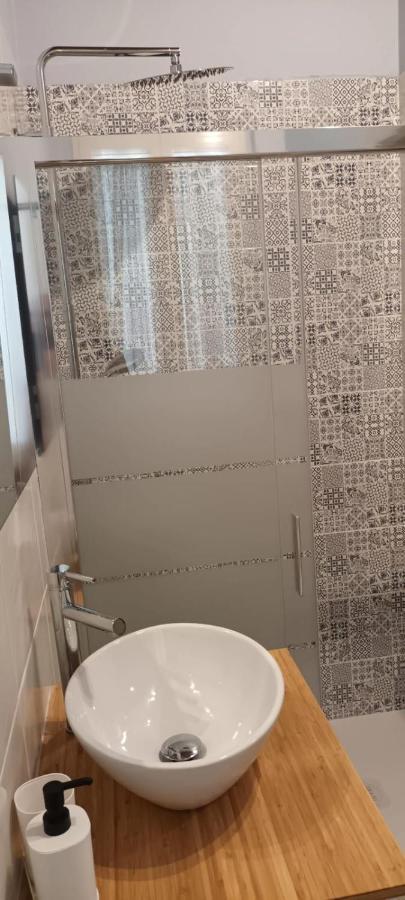Il Porto Di Ale E Kat Hotel Ливорно Екстериор снимка